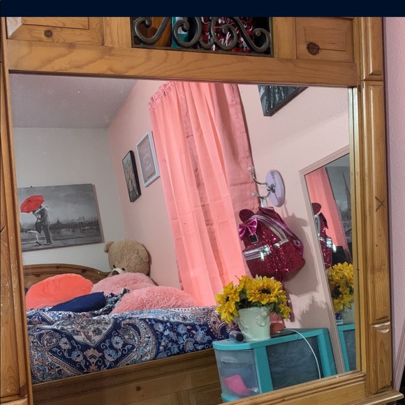 Mirror - Picture 2 of 2